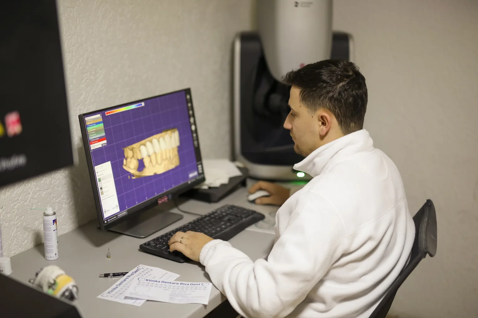 Pajisje moderne të teknologjisë dentare, sisteme dixhitale dentare